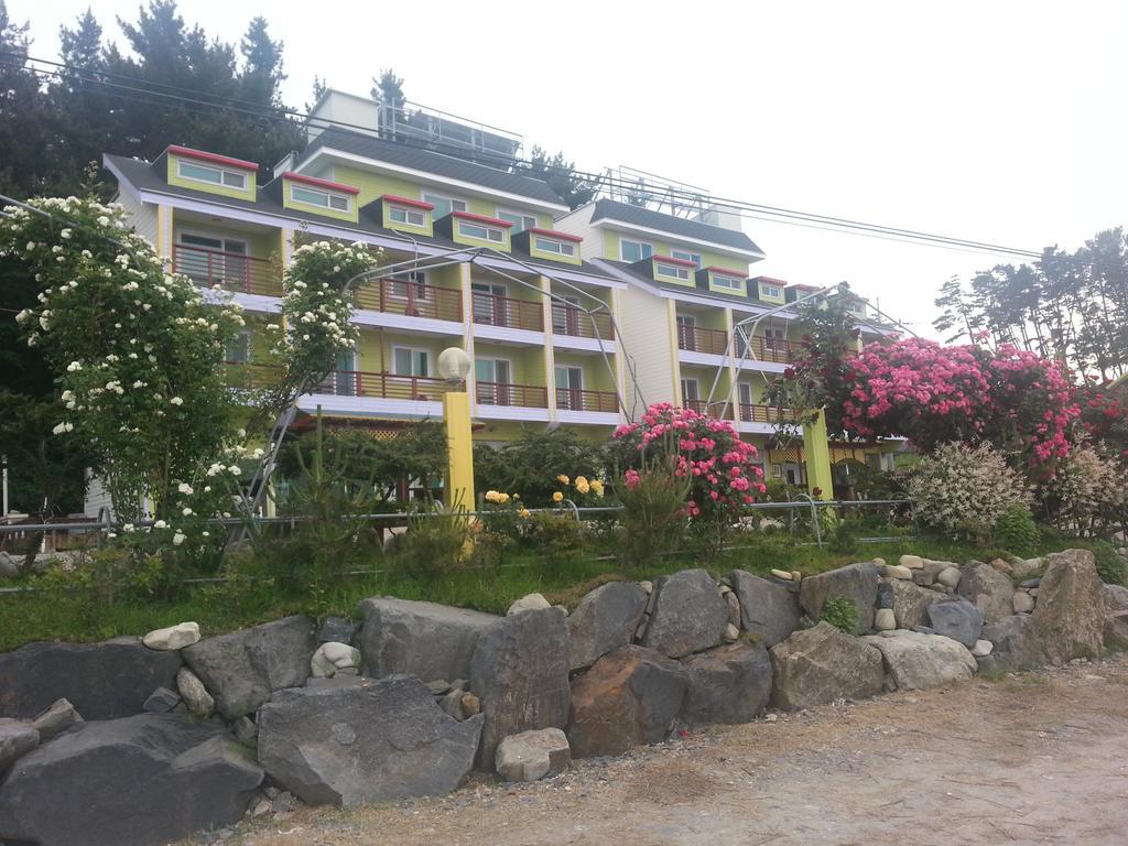 Yongdu Beach Pension Boryeong Exterior foto