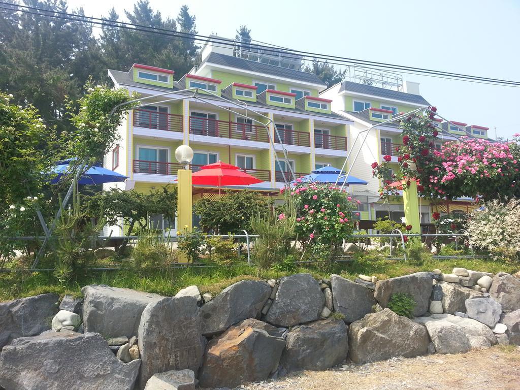 Yongdu Beach Pension Boryeong Exterior foto