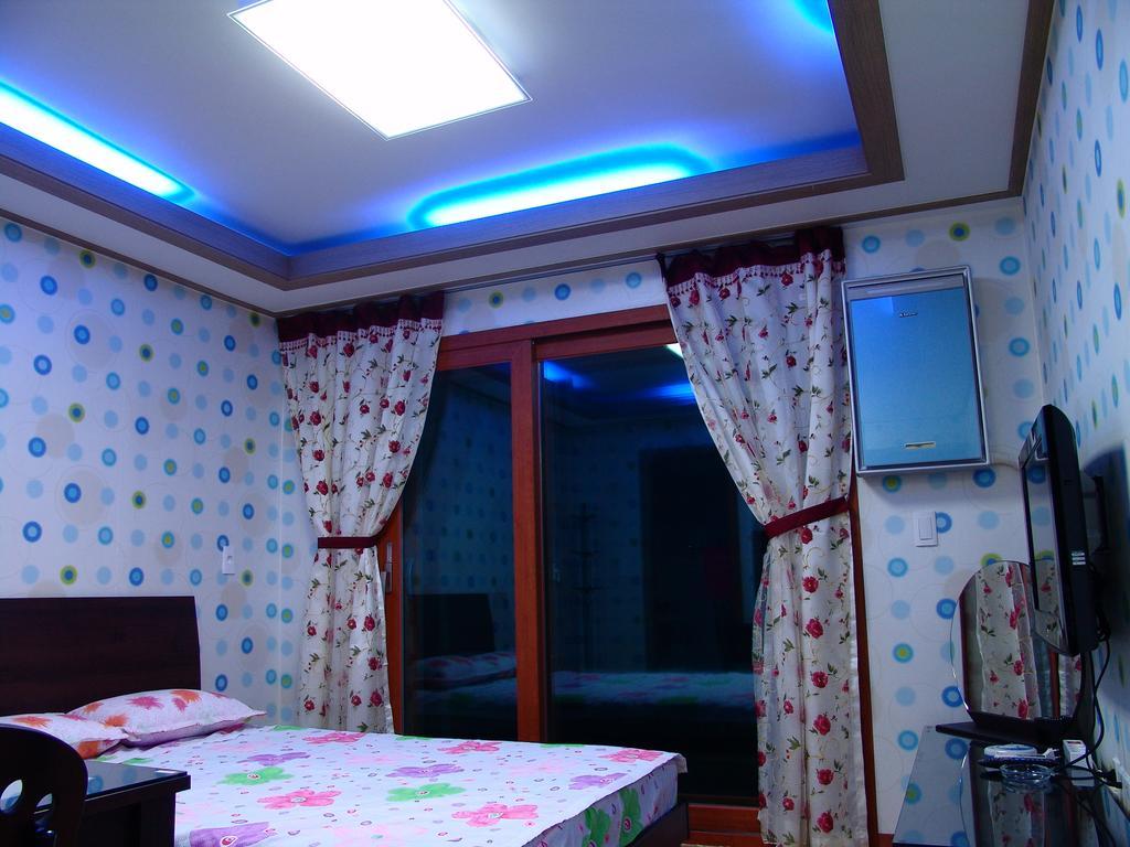 Yongdu Beach Pension Boryeong Exterior foto