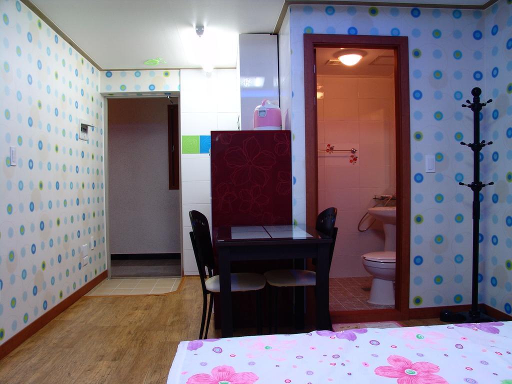 Yongdu Beach Pension Boryeong Exterior foto